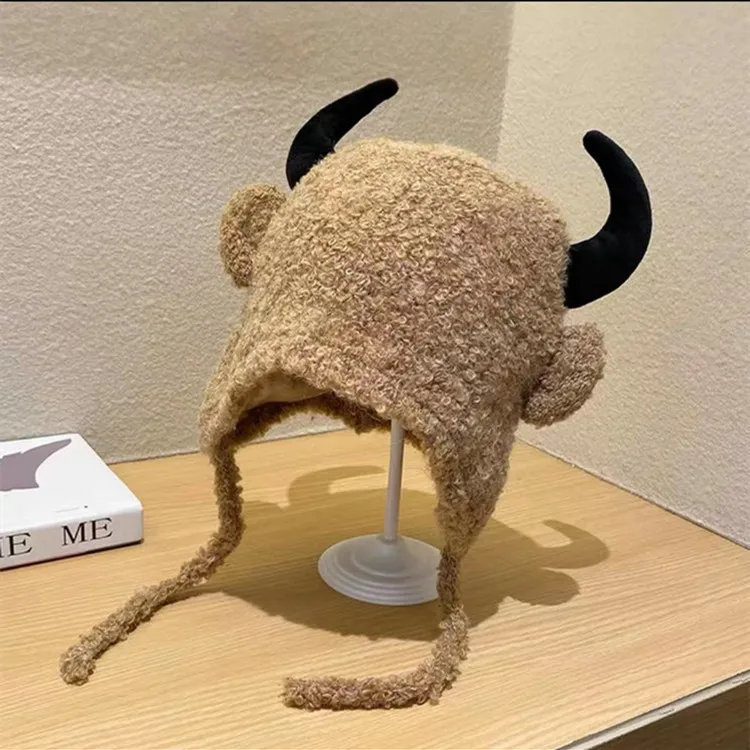 2023 Fashion Winter Knit Beanie Custom Logo Hat Wholesale Unisex Winter Knitted Christmas Beanie Hats With Antlers Ox Horn