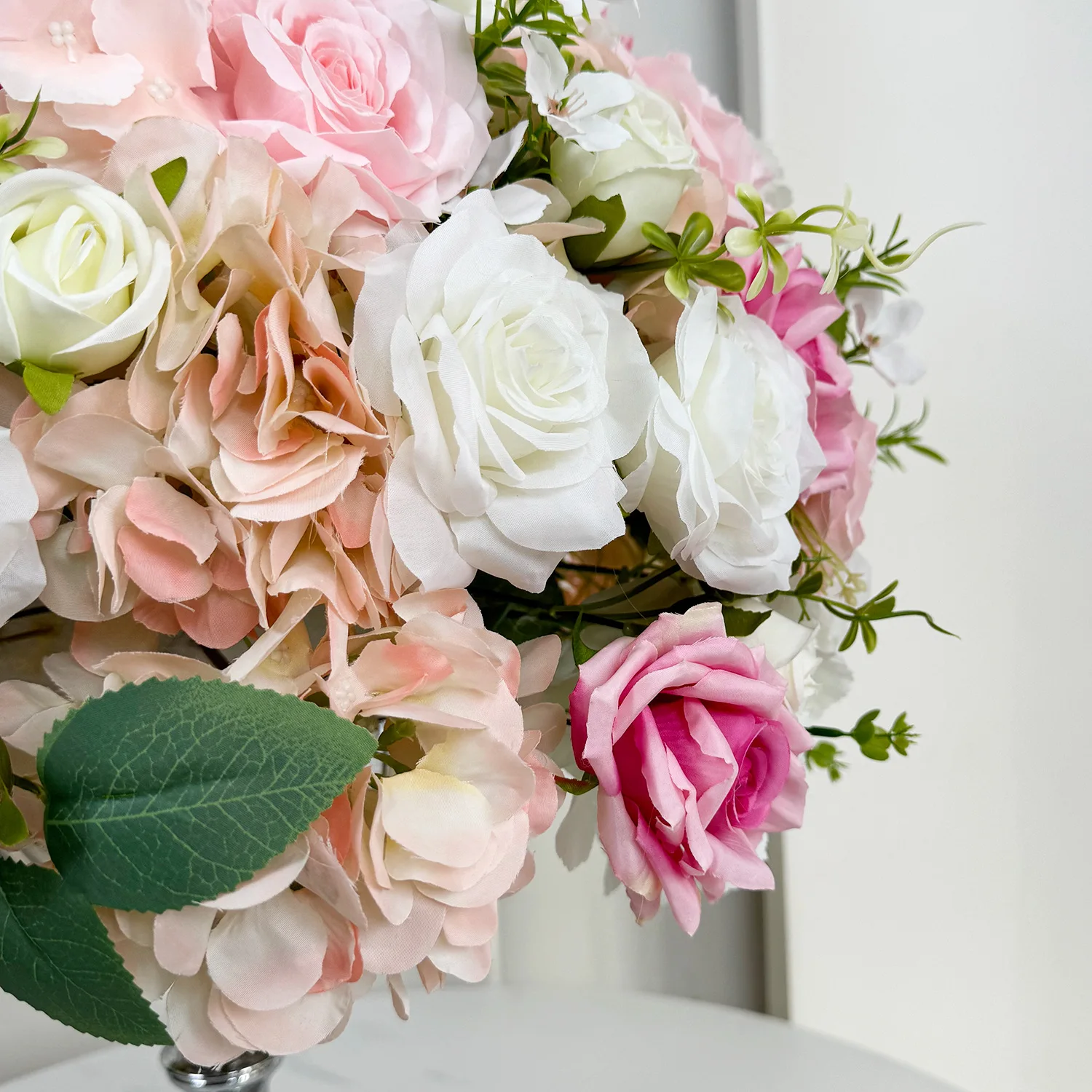 Wedding  table flower ball display window exhibition hall candlestick decoration simulation flower table flower balls