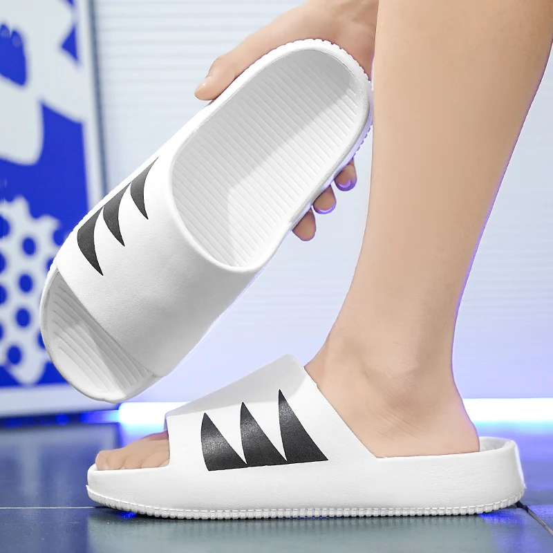 Kai name 3211 couple summer-word drag excrement feeling slippers black white khachi