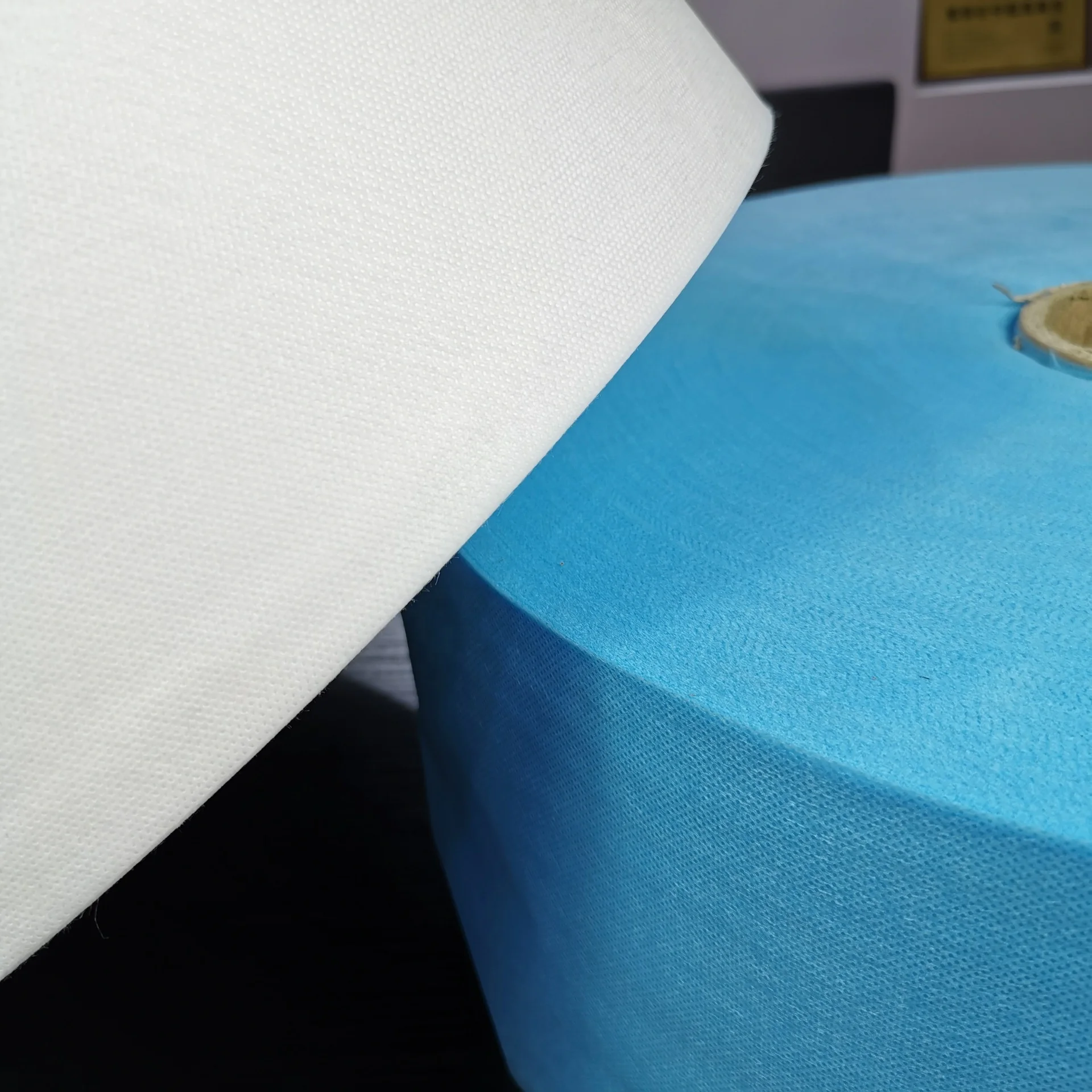 Hot Sale SS SSS SMS Printed Film Laminated Waterproof Breathable Disposable Medical Upholstery 100% PP Spunbond Non Woven Fabric