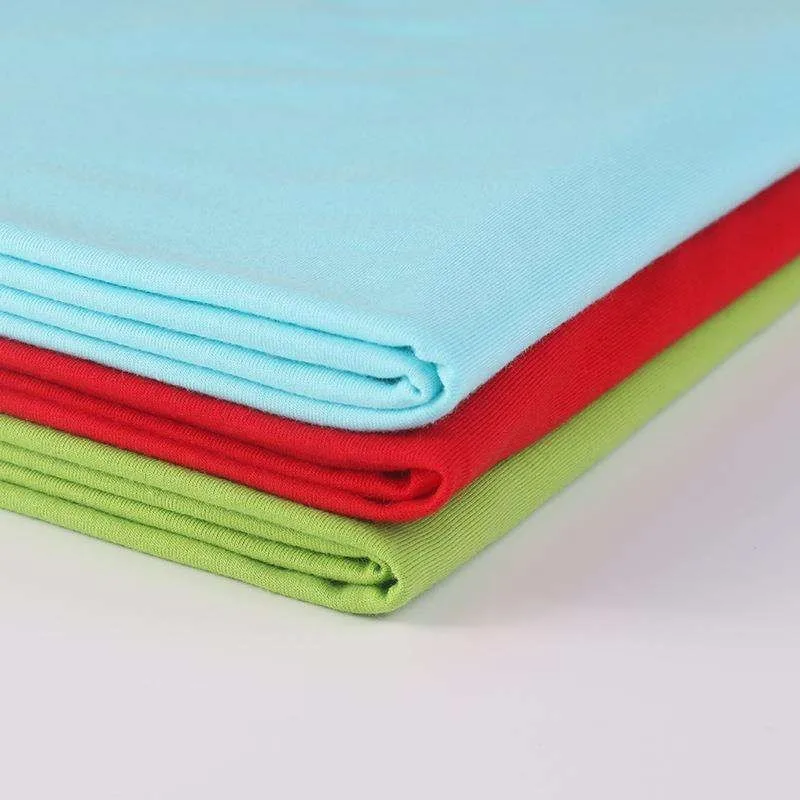 Заводская поставка окрашенная Tc 90% полиэстер 10% хлопок 45s 96x72 150 см поплин карман футболка