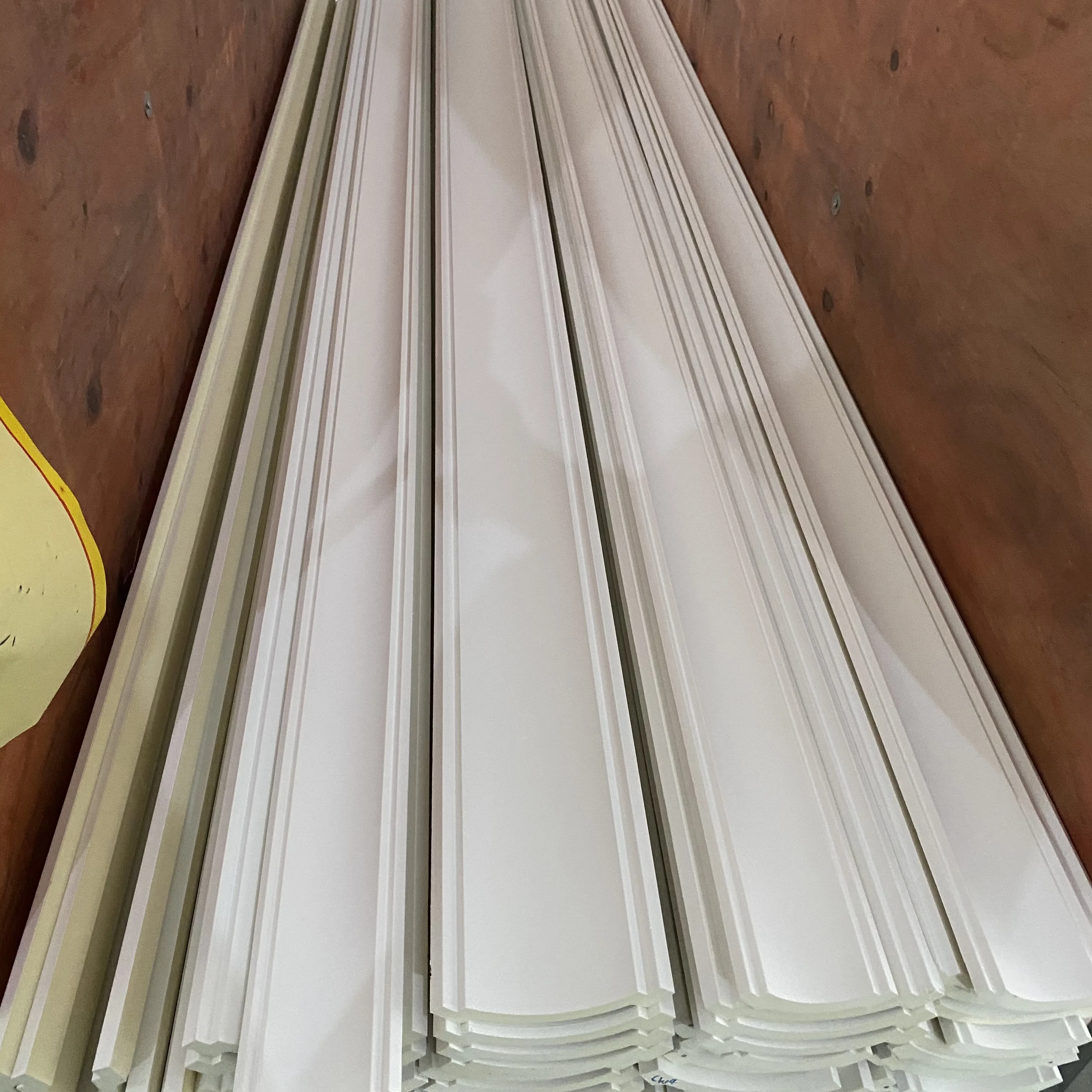 CE certified high density plain chair moulding polyurethane decorative pu carving cornice moulding for interior decoration