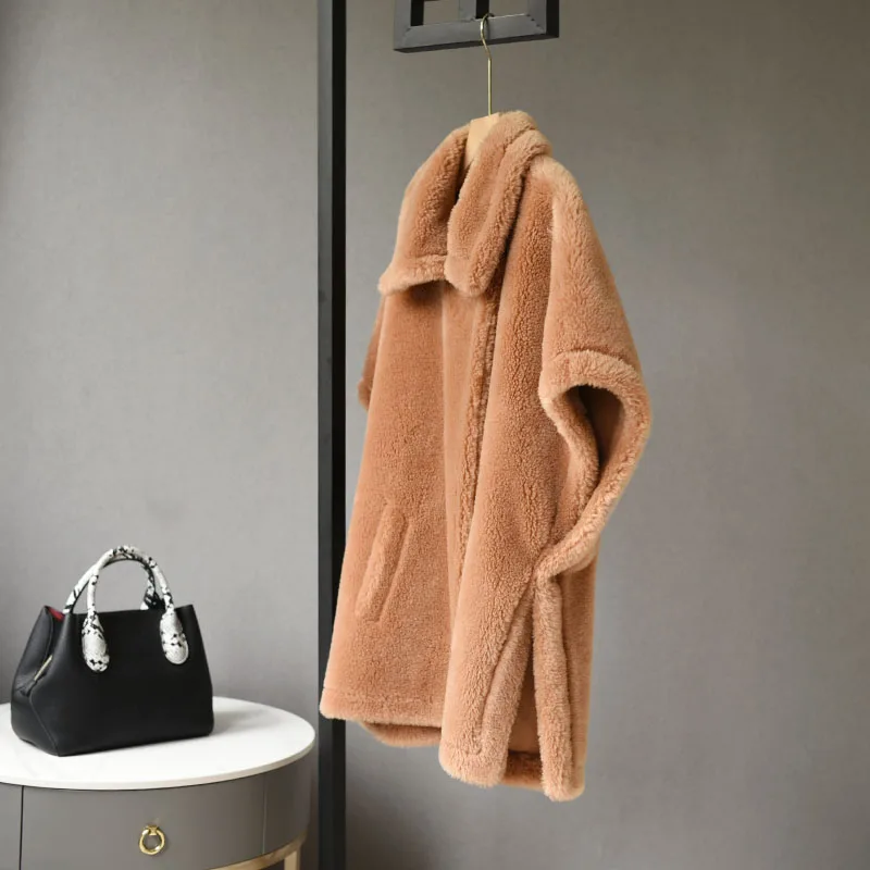 Custom Made Wholesale Loose Long Lamb Fur Poncho Cape Fashion Winter Women Lamb Sheep Wool Fur Coat
