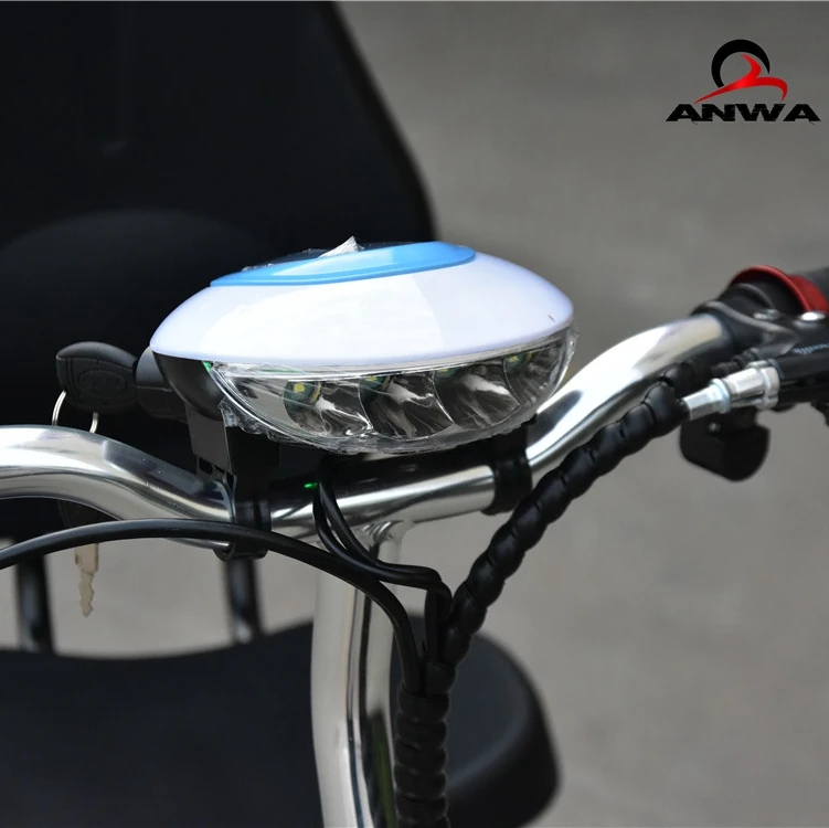 Chinese Factory Made Three Wheel/Electric Scooter