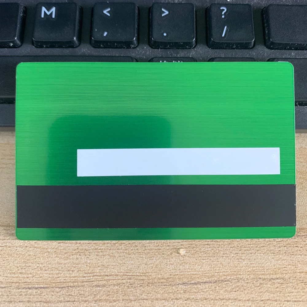 Custom 4442 Chip Metal Card Green Metal Chip Cards Standard Size 85.5 mm 54mm Metal Business Card Blank for Laser Engraving