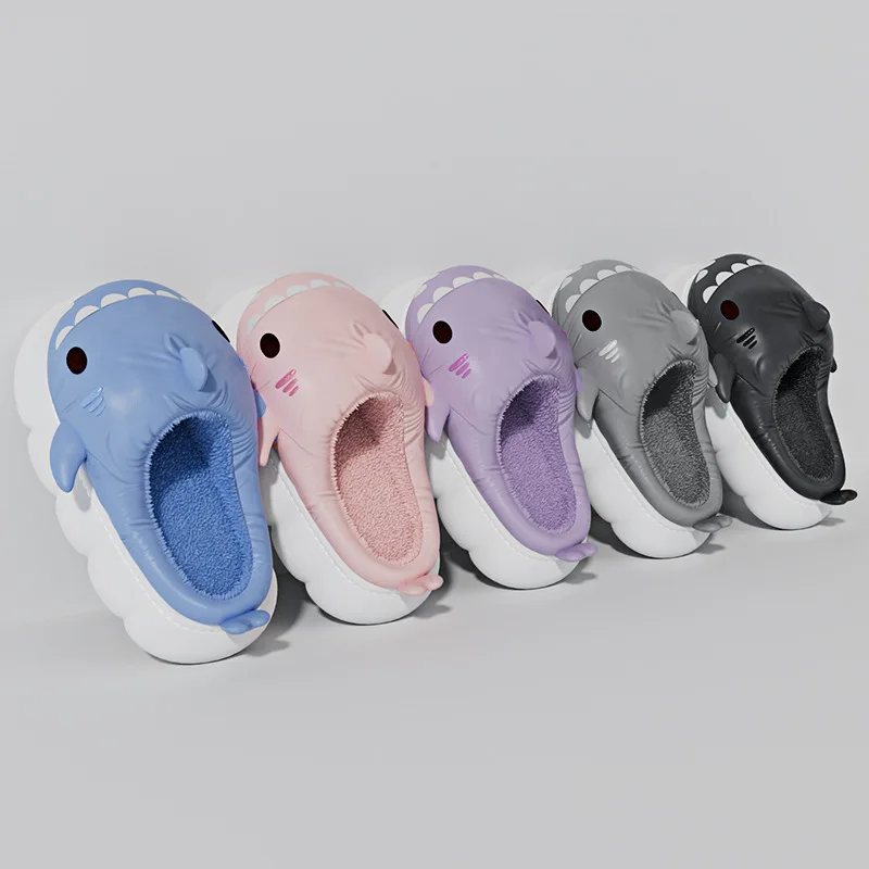 Winter Warm Adult Chinelos Masculinos Pantuflas de Peluches EVA Fluffy Cozy Home Slippers Animal Cute Cloud Shark Slides Slipper