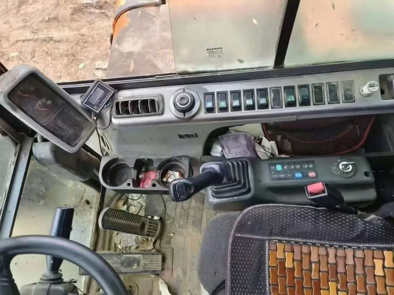 Small tyred wheeled excavators second hand DOOSAN DX55W Hyundai 60W Doosan DX60W small 6 Ton Used Wheel Excavator