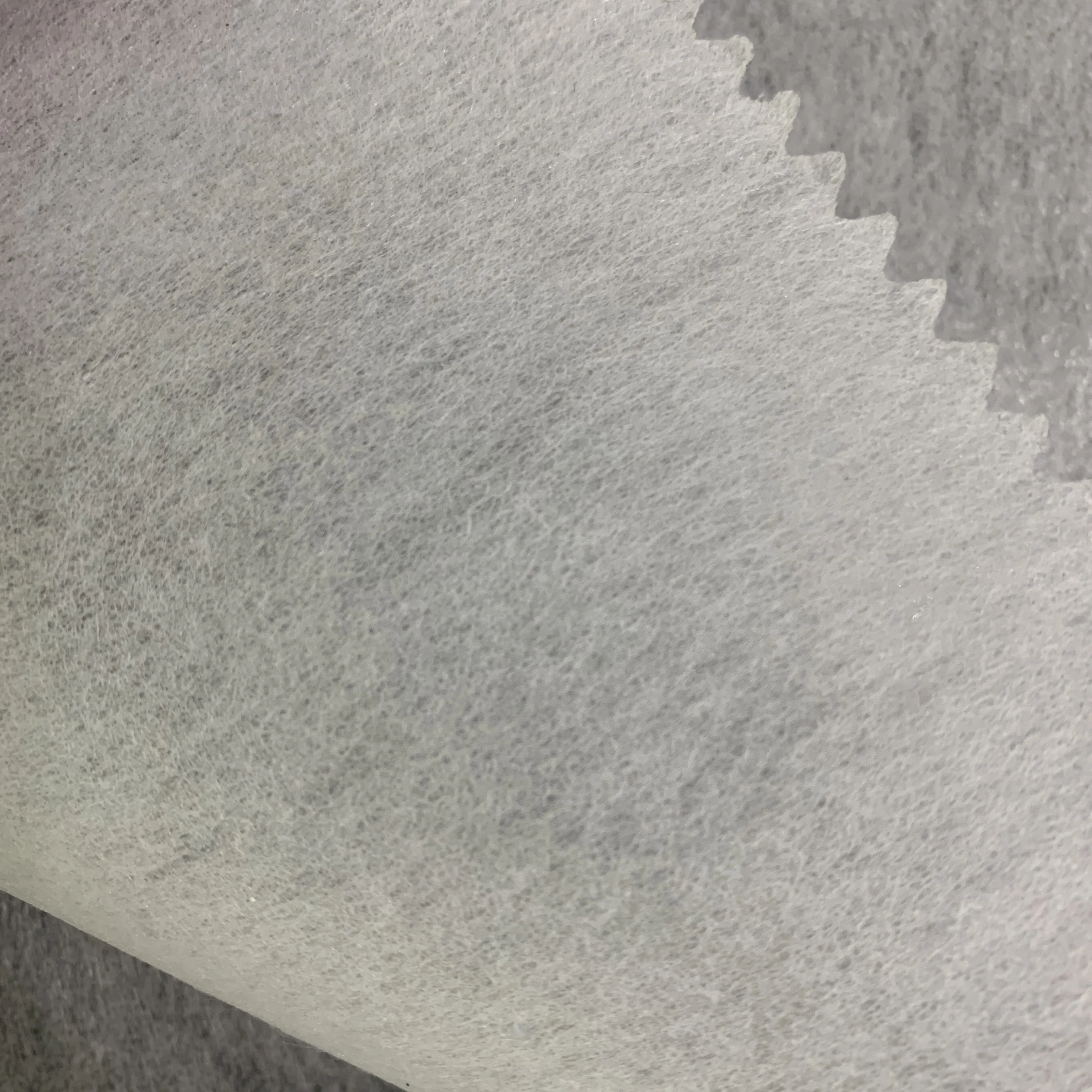 Wholesale Non Woven Interlining Fusible Tape Interlining Roll Shirt Fabric