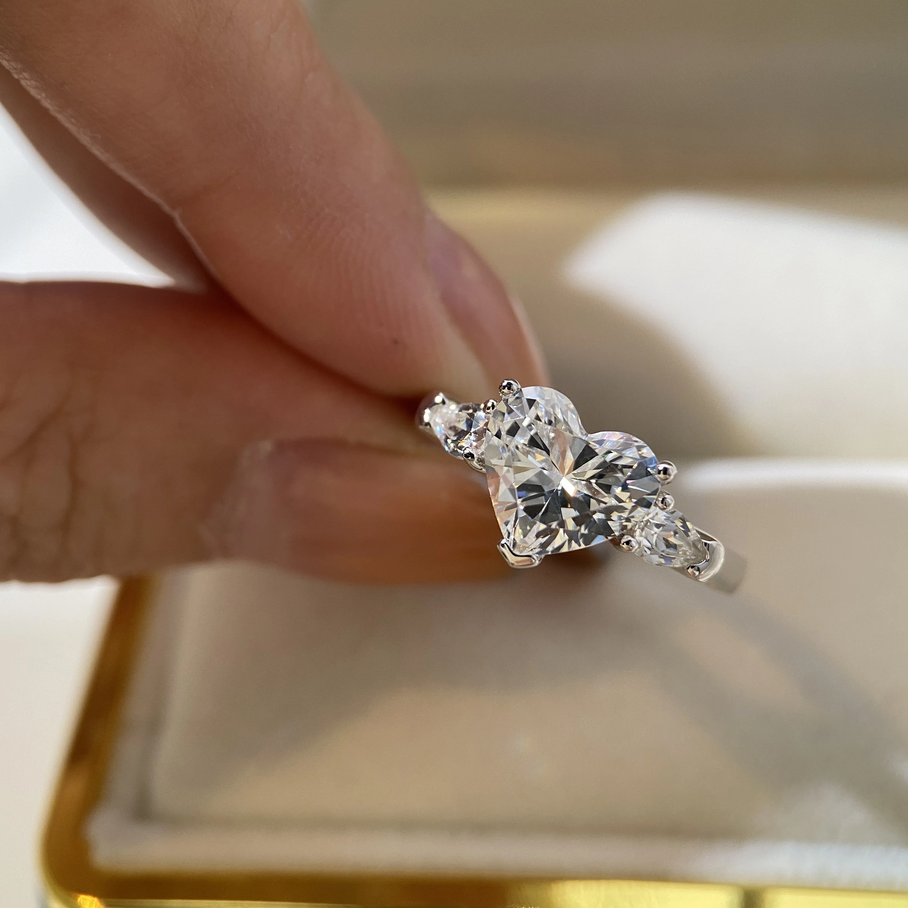 Free shipping engagement wedding white gold Eternity diamond ring heart shape pure silver love rings