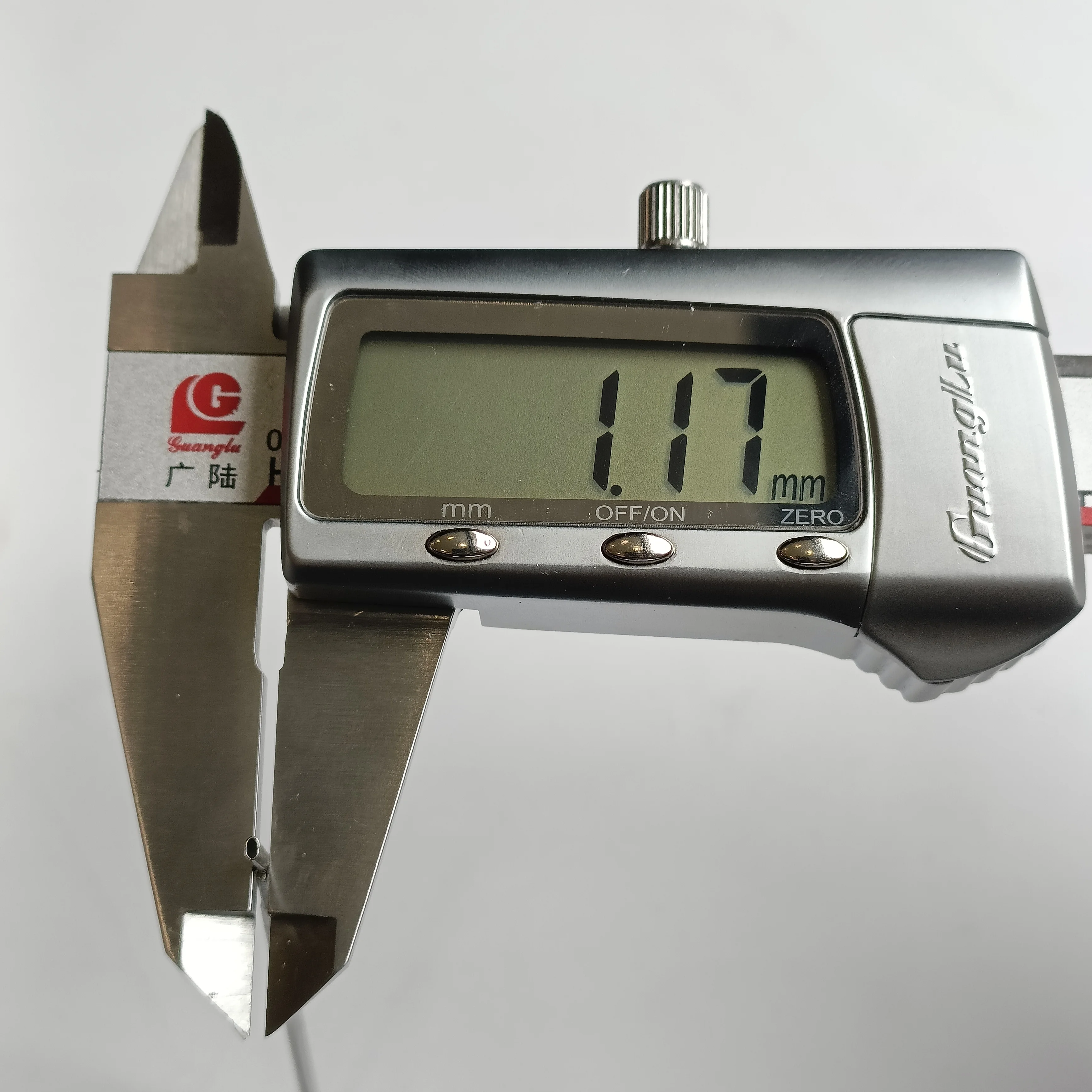 Knitting Machine Eye seed needle Tonghong 1.5-75-137 Weft Needle Hook Knitting Machine Accessories Textile Machinery accessories