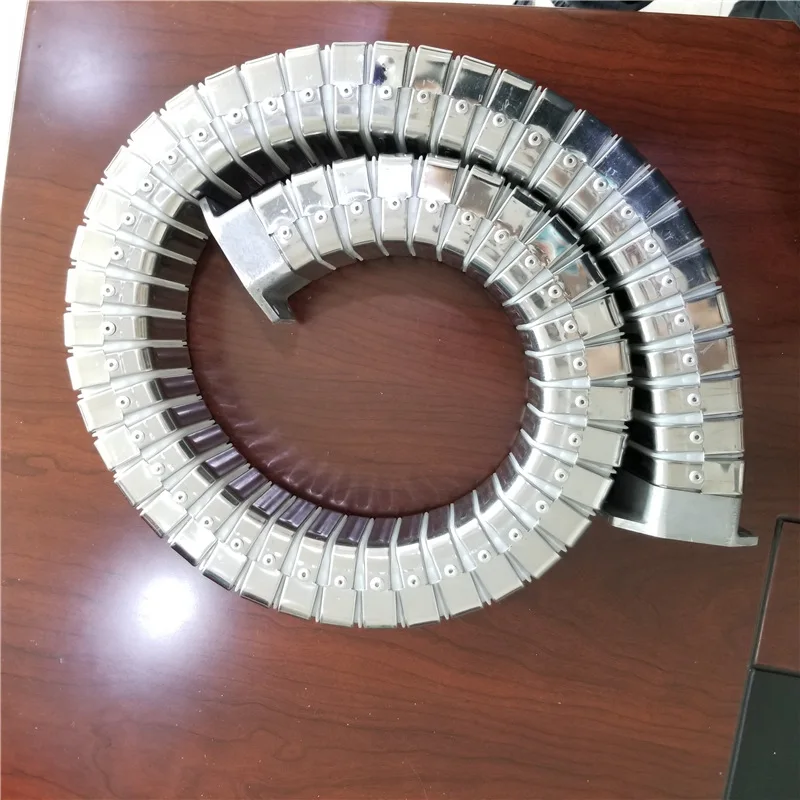 DGT Cable Carrier Cable Tray Enclosed Type Steel Cable Drag Chain