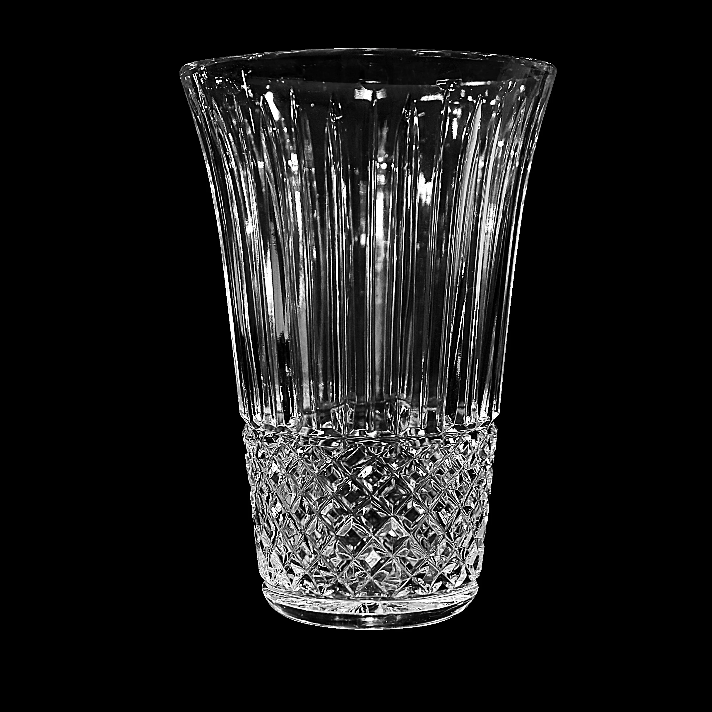 Hot selling luxury style  24% lead crystal hand cut modern  flower vase  for home decoration wedding hotel  party