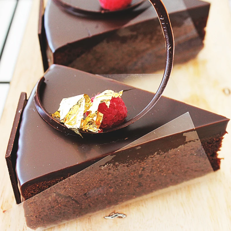 Amazon Top Sells Kinno pan de oro 24k Gold Leaf Sheets for bakery and pastry 4.33 x 4.33 cm Edible Gold Leaf