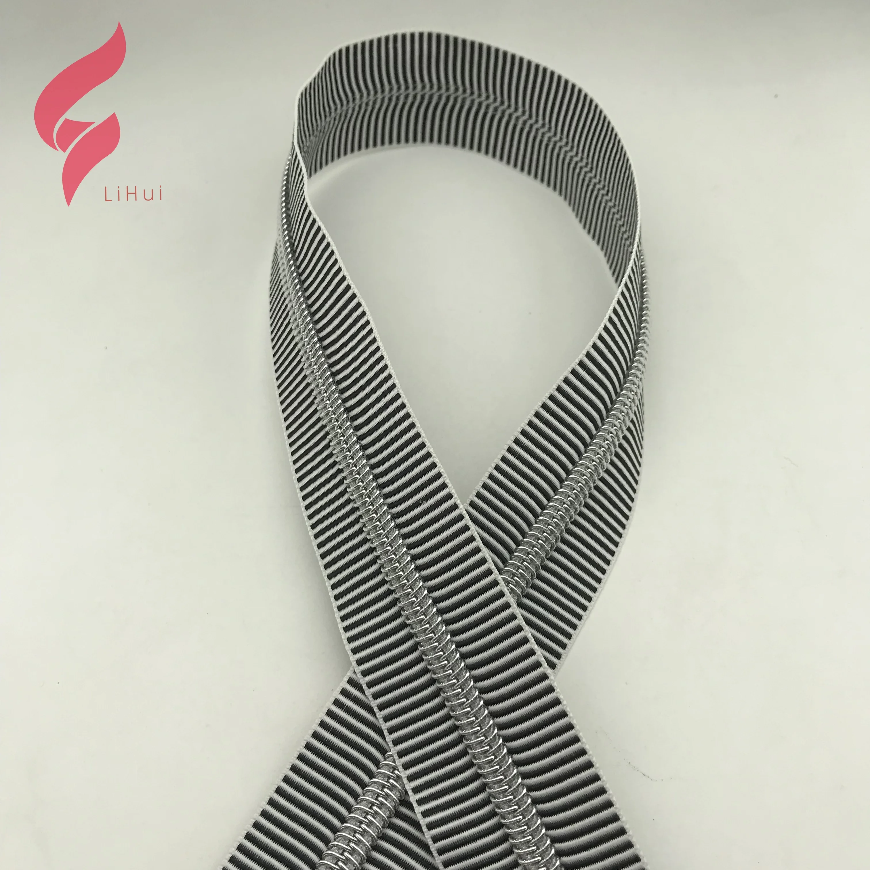 Lihui hardware Nylon Zipper Roll Zippers Garment Accessories Gold Silver 3#5#8#10#Waterproof zipper