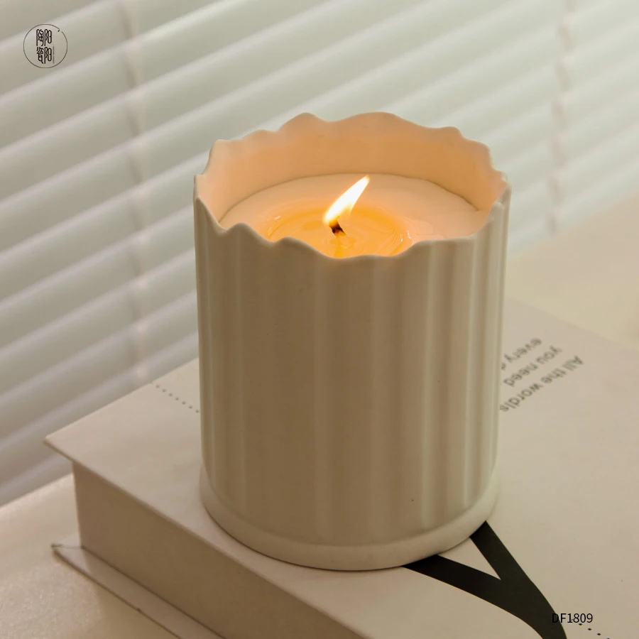 Nordic Home Decor Cylinder Candle Vessels Wholesale White Empty Ceramic Candle Jars Luxury