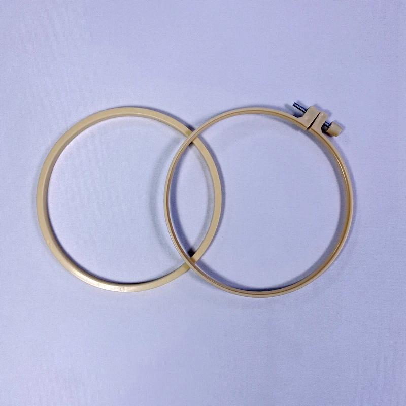 Drop Shipping Key Chain Products Pendant Tufted Plush Punch Needle DIY Kits for Beginner Gifts