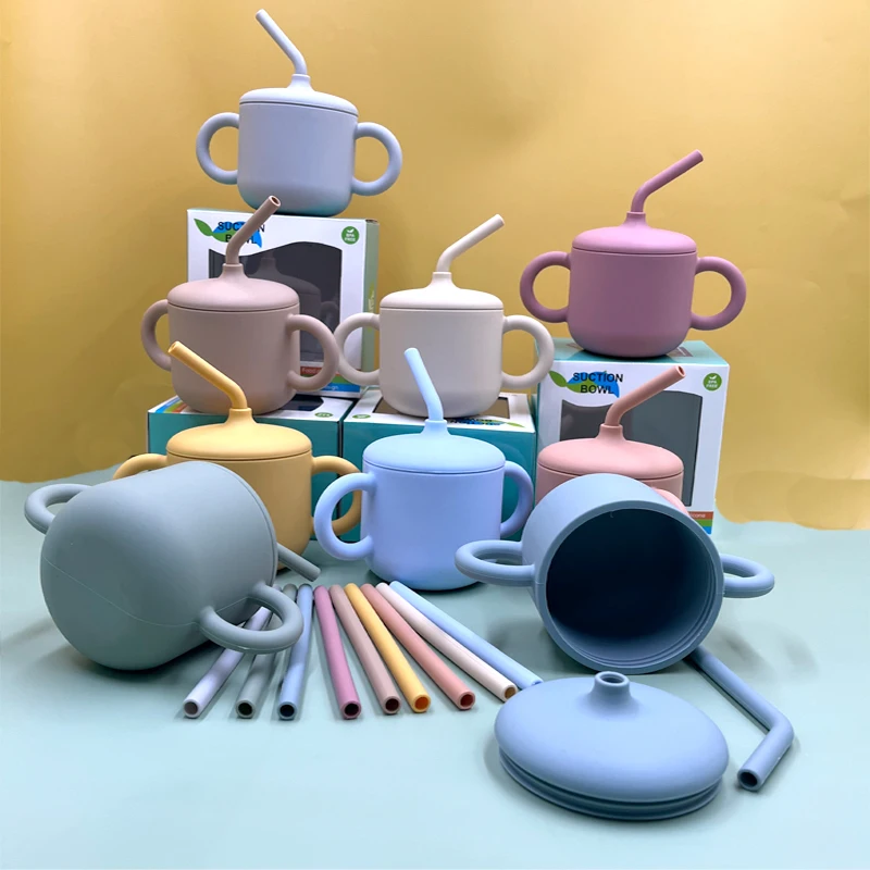 New Arrival Children Silicone Sippy Toddler Cup Silicone Kids Drinking Water  Baby Cup with Straw