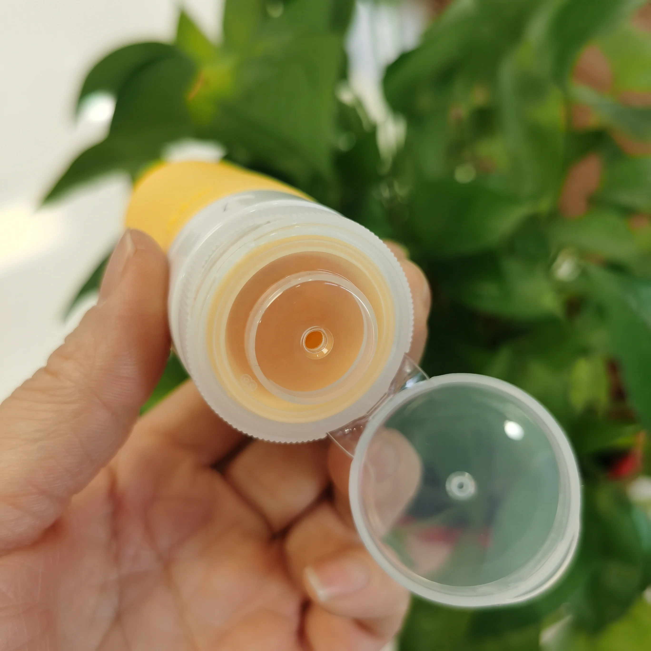 4pcs Travel Bottles for Toiletries, Silicone Squeezable Shampoo Bottles Leakproof Lotion Containers (90ml)