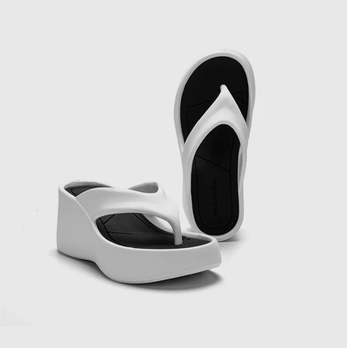 Summer outdoor beach EVA thick sole black  white wedge flip flops slippers for women and ladies
