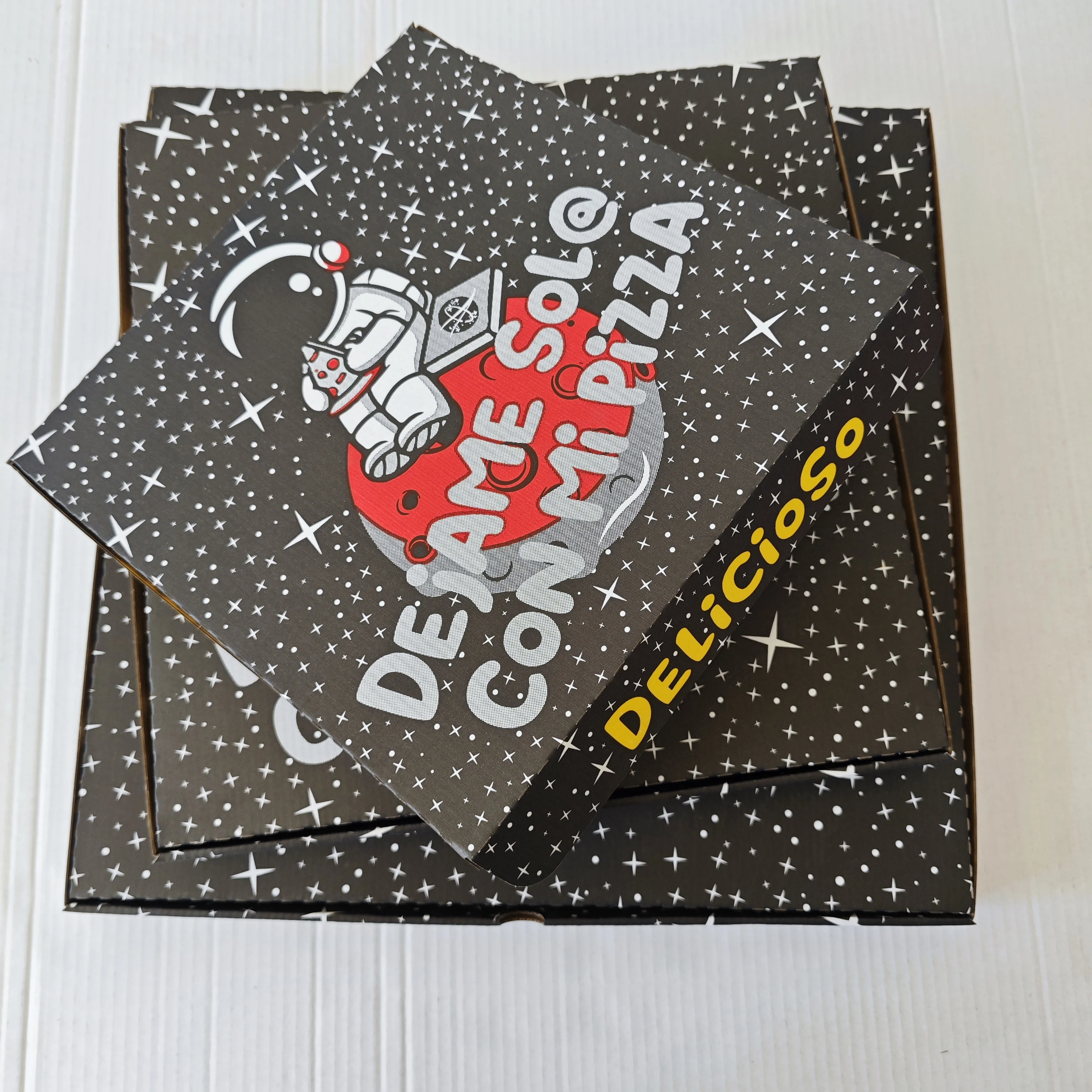 Pizza Boxes Corrugated Biodegradable Pizza Box Food Grade  6 8 9 10 12 14 16 20 Inches Packing Material Logo Customized