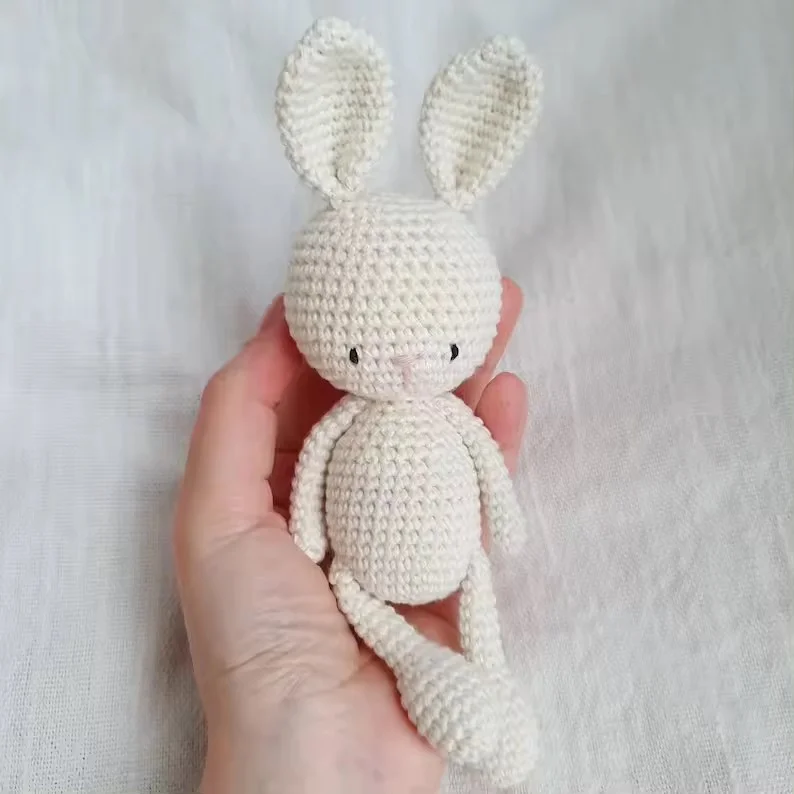 Hot Sale baby crochet animal doll crochet safety toy hand woven plush crochet keychain animal doll toy