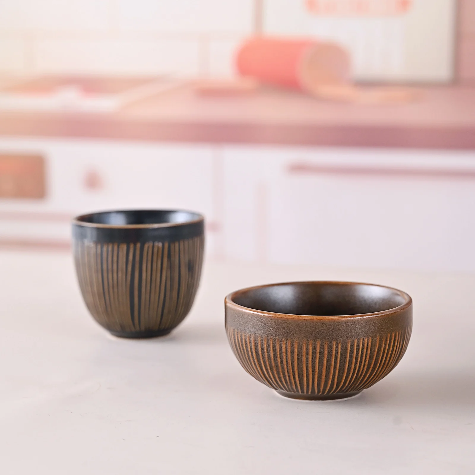 Metal Copper Color Glaze Rice Bowl Porcelain Relief Raised Vertical Moulding Bowl for Pasta Noodle Soup