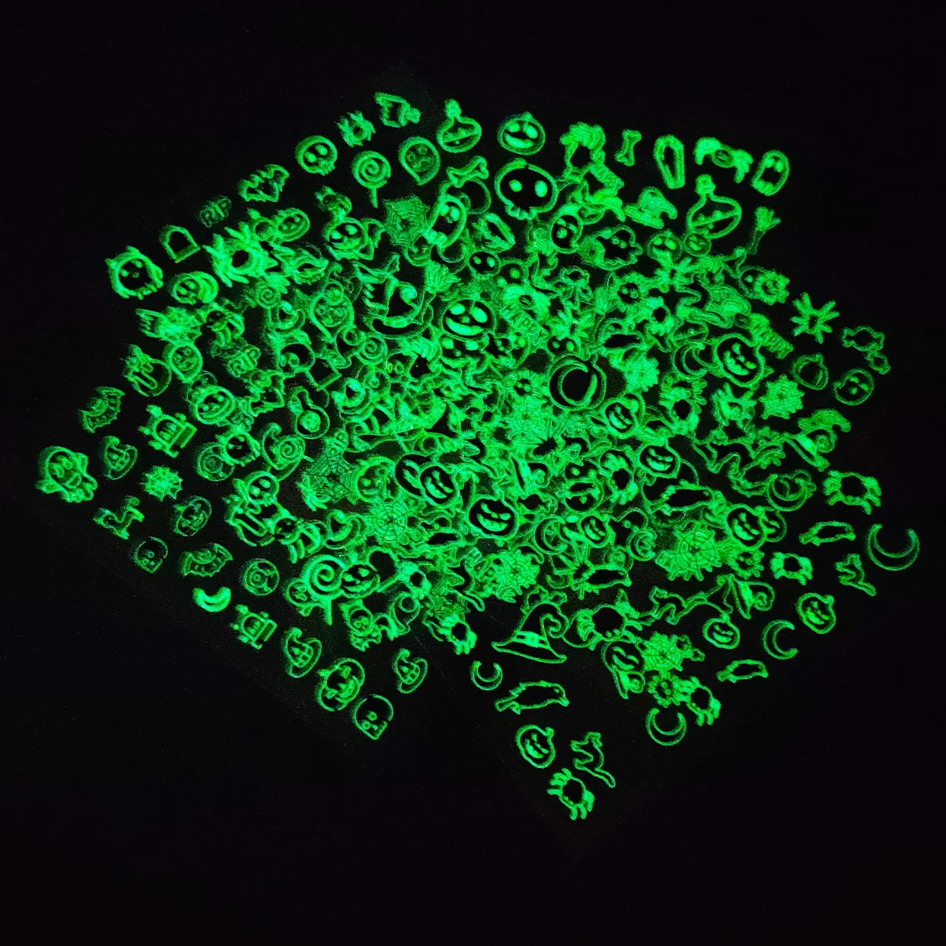 New glow-in-the-dark Halloween nail stickers DIY bat pumpkin nail decoration nail stickers wholesale
