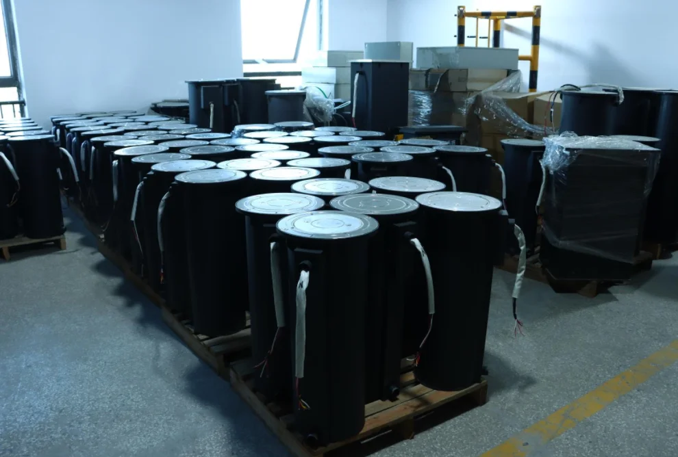 Electric Parking Bollard with Anti-Ram Raid, 219mm Diameter for High-Security Parking and Traffic Management