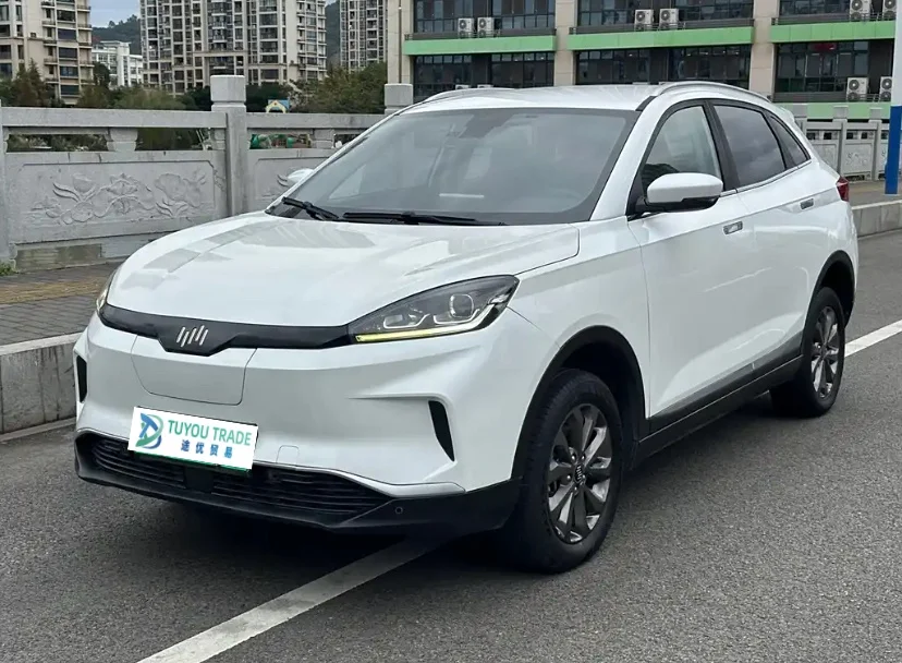 Подержанные автомобили Weima ex5 новые энергетические дешевые подержанные 403 км в Китае