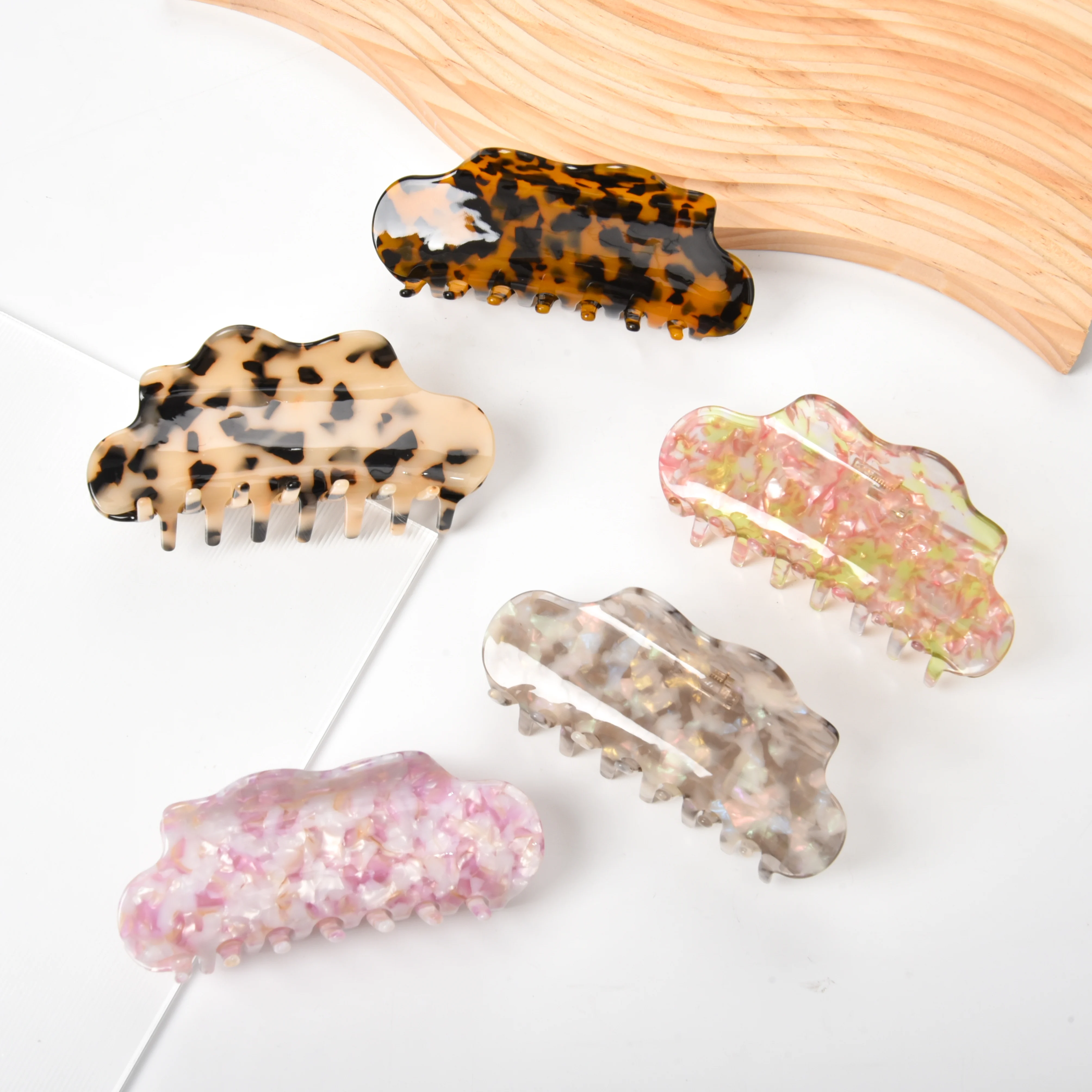 Korean fashion simple spot back head bath pan hair special women acetate hair claw