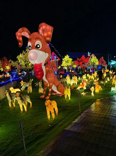 Giant Botany-Shape Silk Lantern Strawberry for Garden Lighting Ramadan Festival Party Decorations Motif Lights on Sale