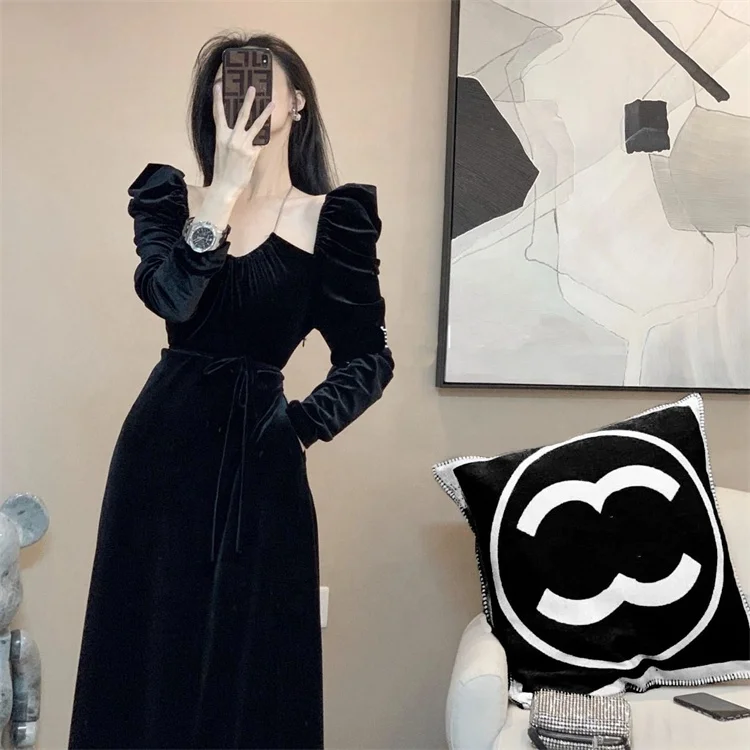 2024 blanket  home sofa  soft and warm letter shawl office air-conditioned cashmere dual C blanket