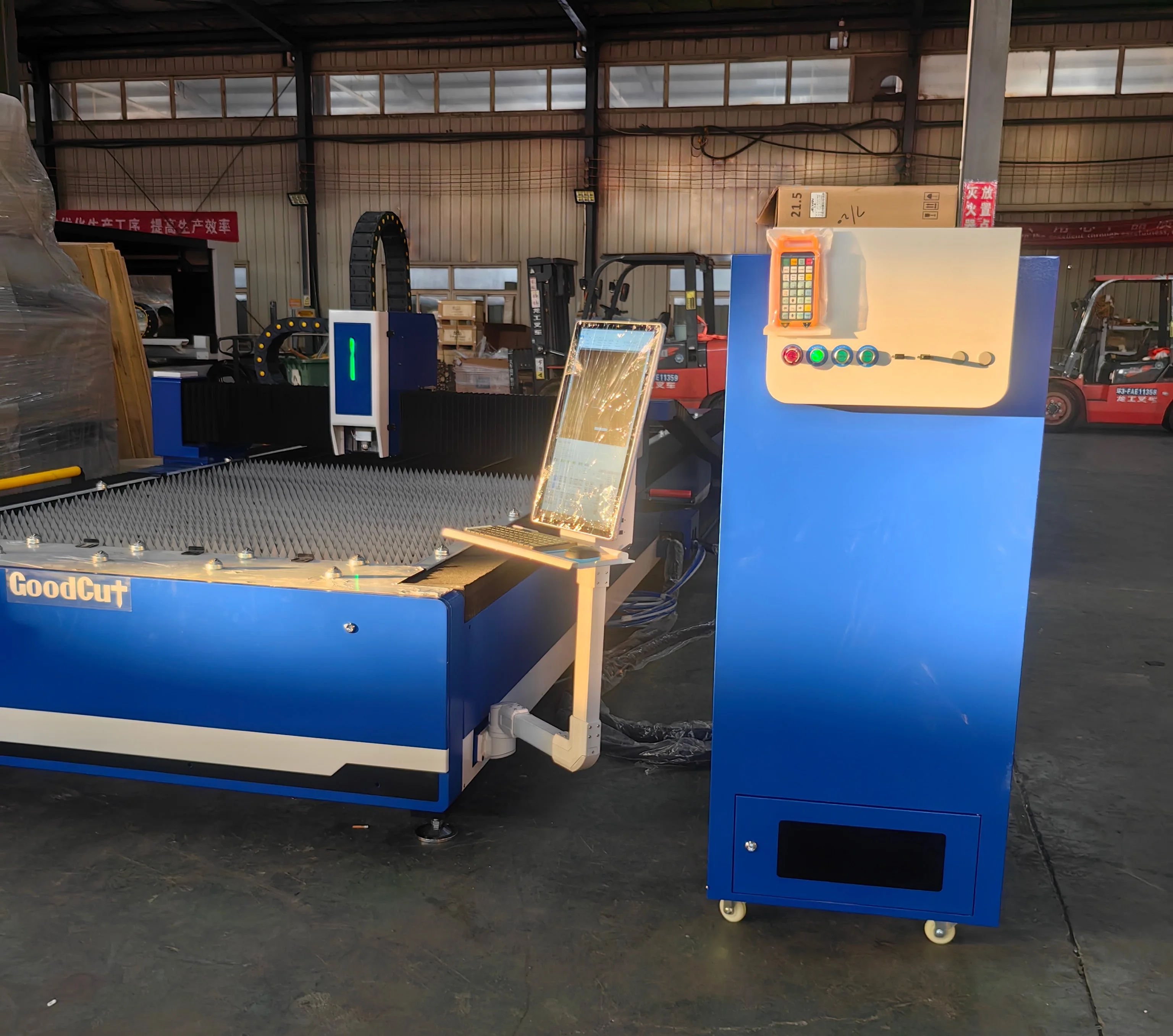 large size 2000*6000  1500w/3000w /6000w fiber laser cutting machine industrial