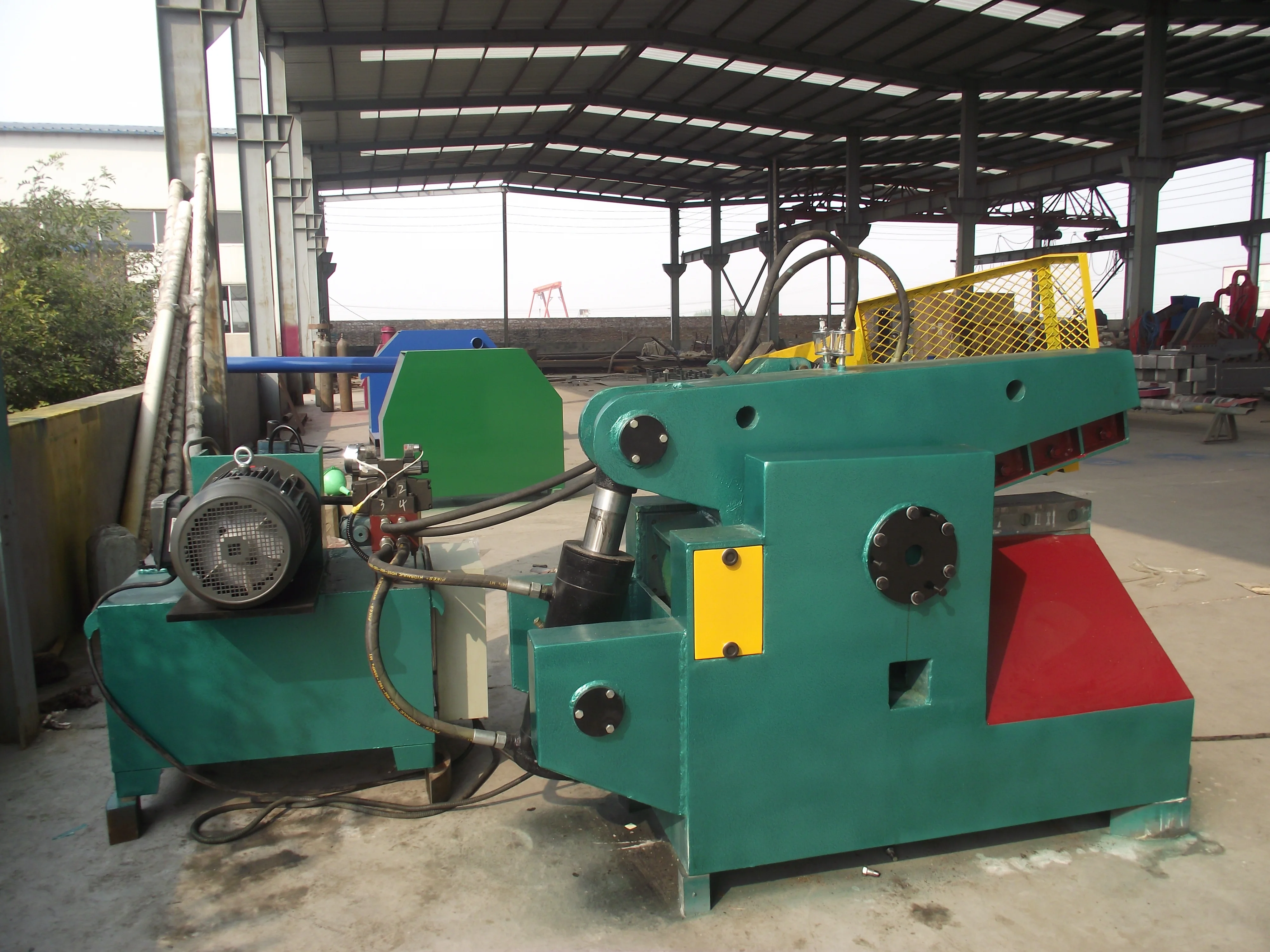 
Aligator shear, metal shearing machine, metal cut off machine 
