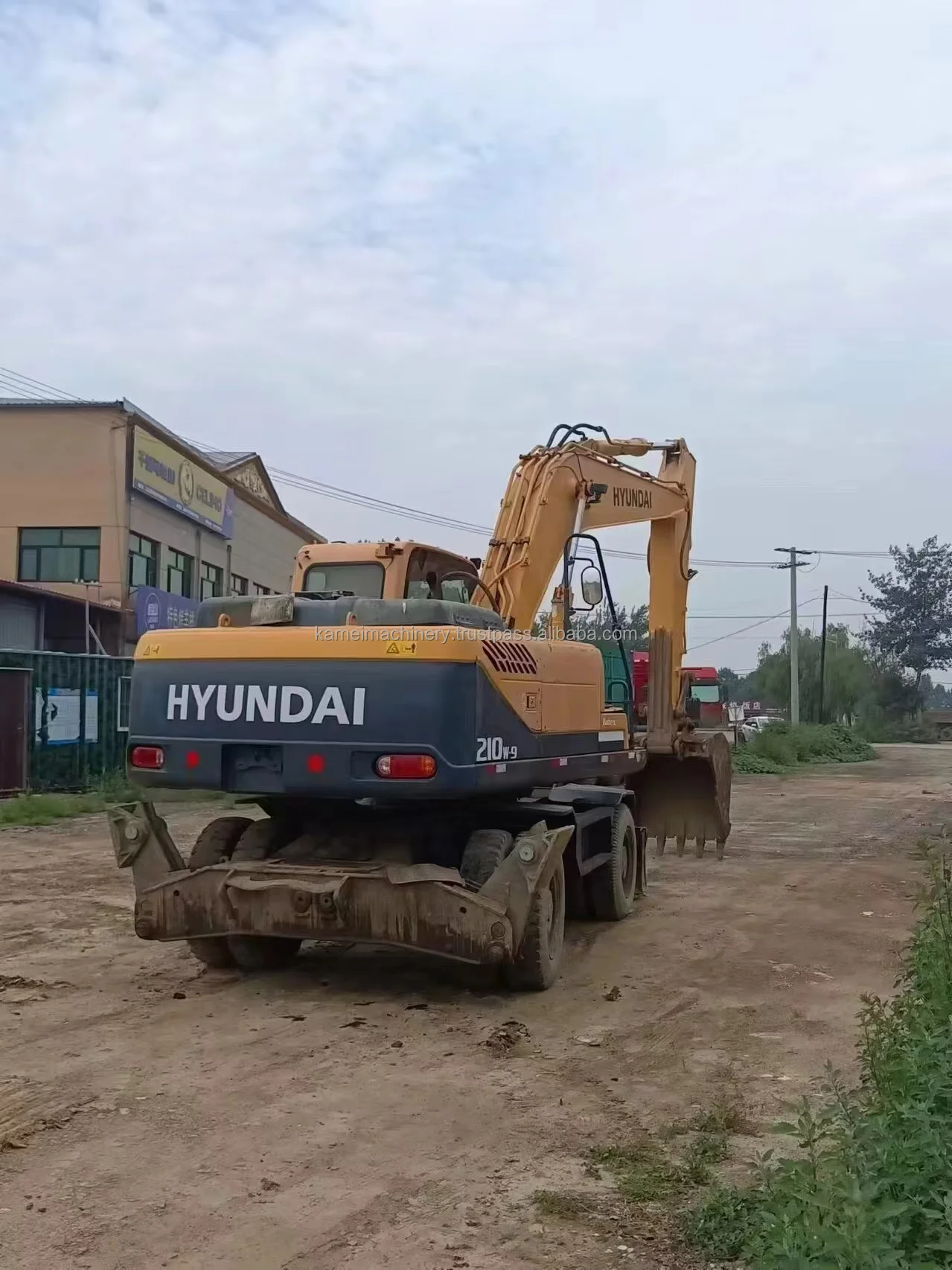 Hyundai Robex 210 210W-9 автоматический колесный экскаватор 21-тонный двигатель Cummins используемый тип движения колеса в наличии