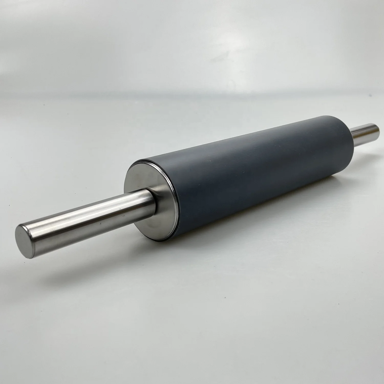 Stainless steel rolling pin with silicone Smooth cover for baking pizza dough, pie, cake