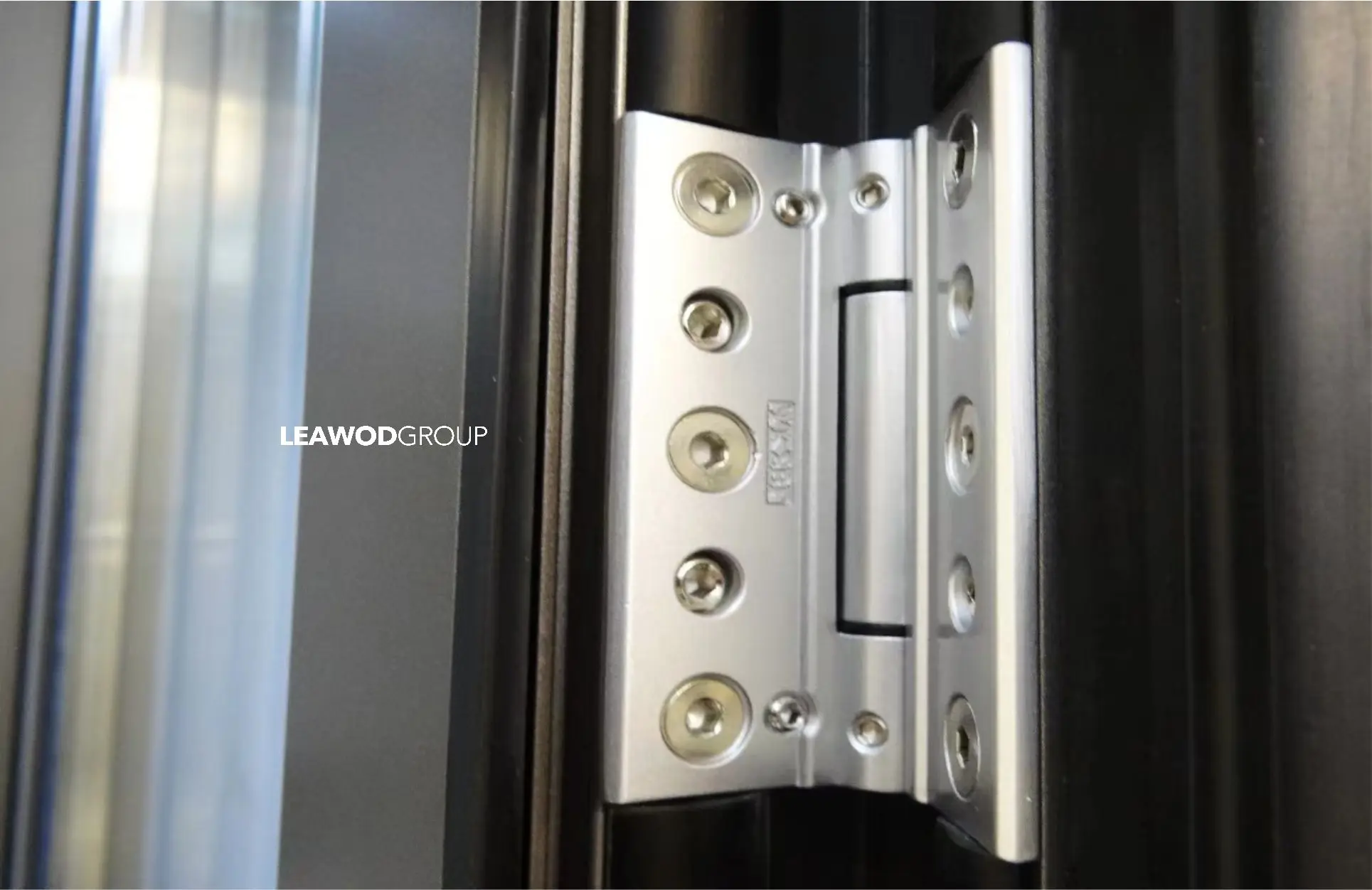 NEW thermal break aluminum Aluminum Sliding Folding Glass Door