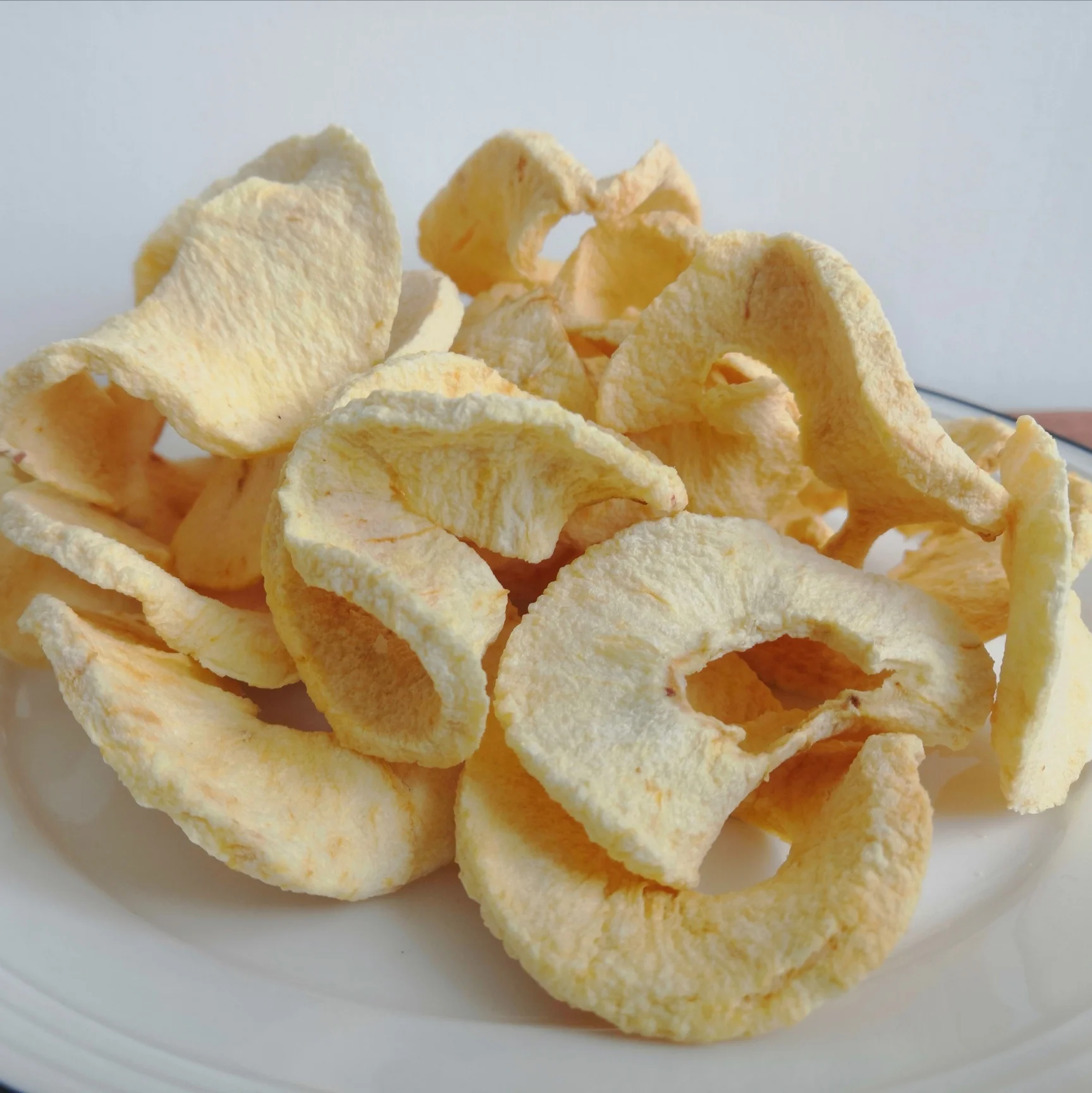 Fruit VF Chips OEM Canton PE Packaging HACCP Certification Apple Material Crispy Delicious Suitable For All Ages Apple Snacks