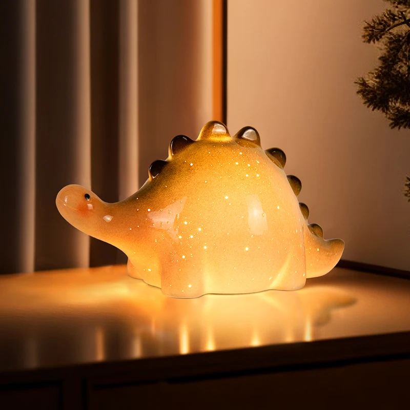 Настольная лампа в виде 2024 животных