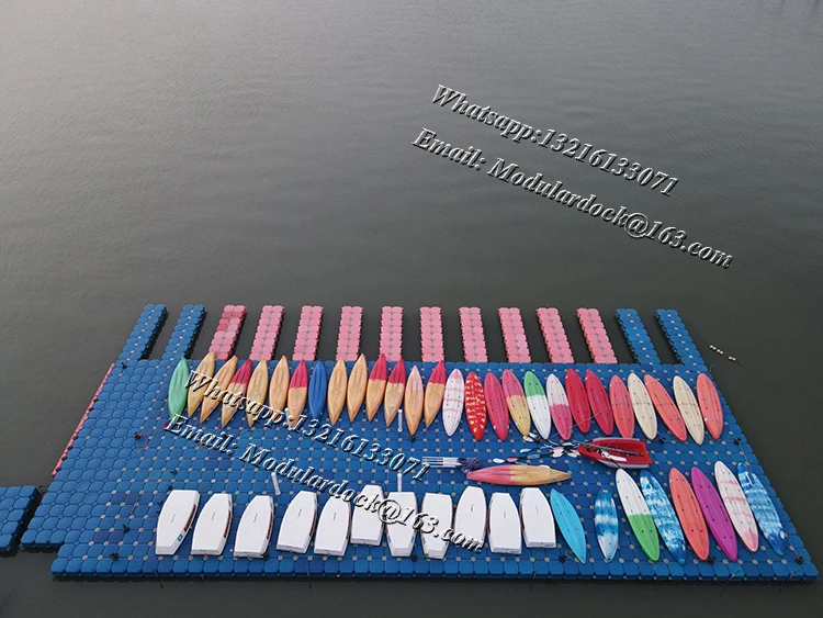 Floating platform for Kayak