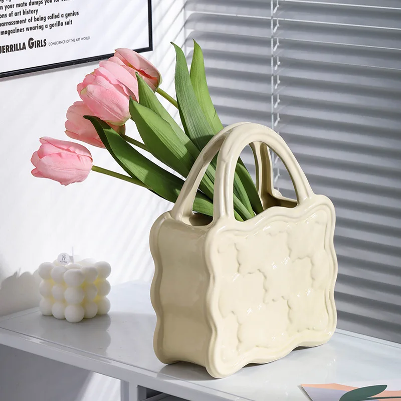 MU New vase Custom Wholesale Table Ornament Ceramic Handbag Bag Shape Flower Tulips Vase popular