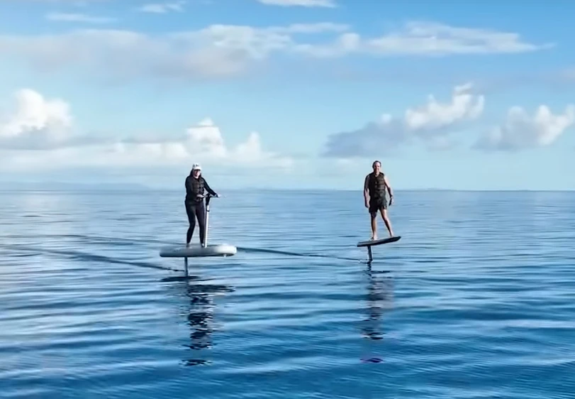 Advanced electric surf hydrofoil electric efoil surfboard with 220V electricity