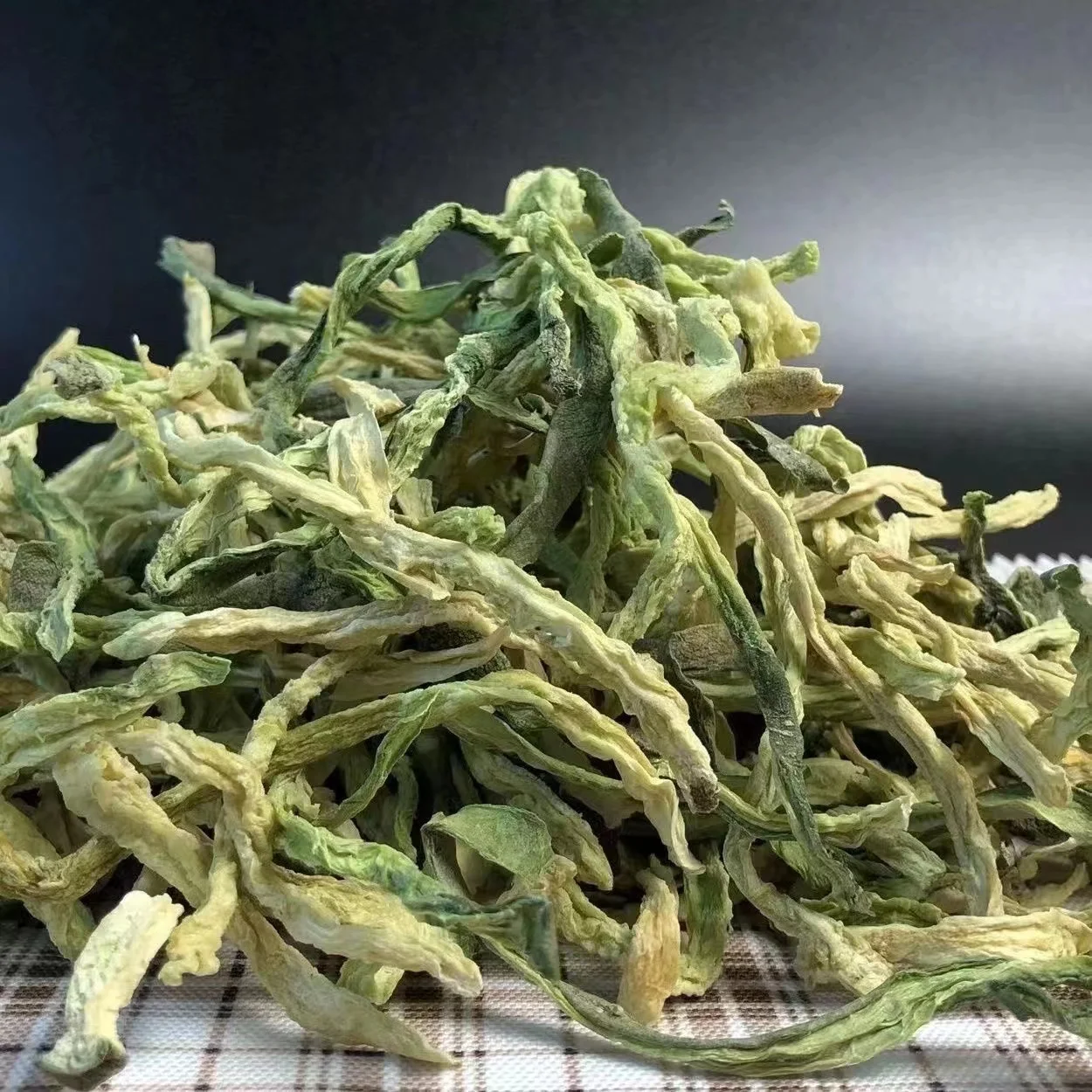 Organic Dried Radish Strips Pure Flavored Whole Fruit AD Drying Process Bulk Packaging