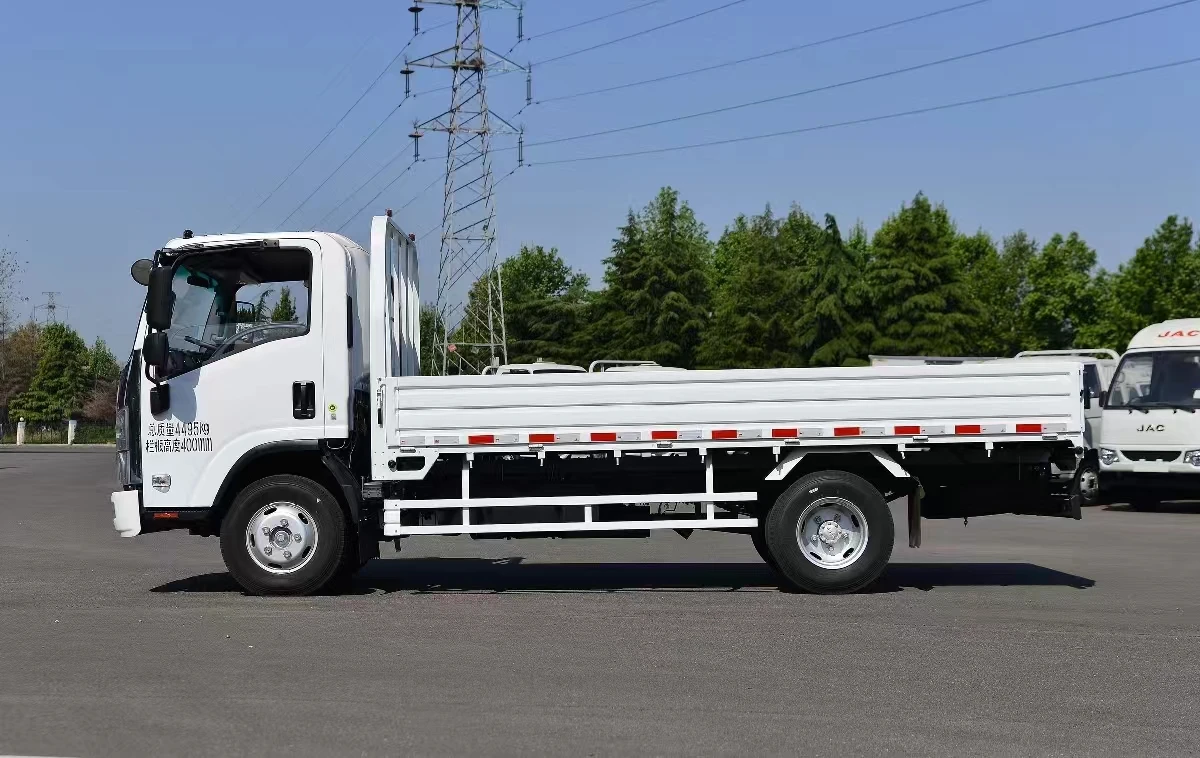 Isuzu elf NKR 4 тонны Овощной транспорт грузовик