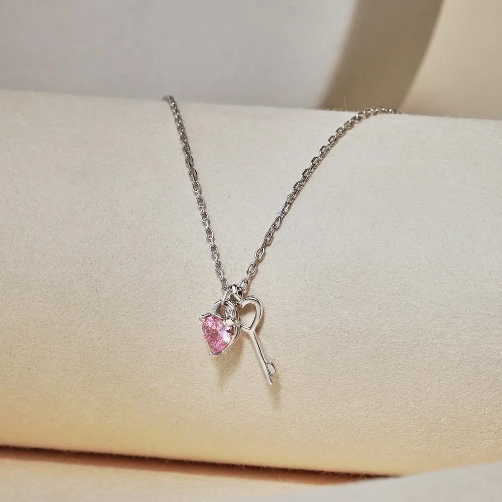 2024 New Jewelry Fashion 925 Sterling Silver Link Chain Pink Zircon Heart Key Pendant Necklace For Women