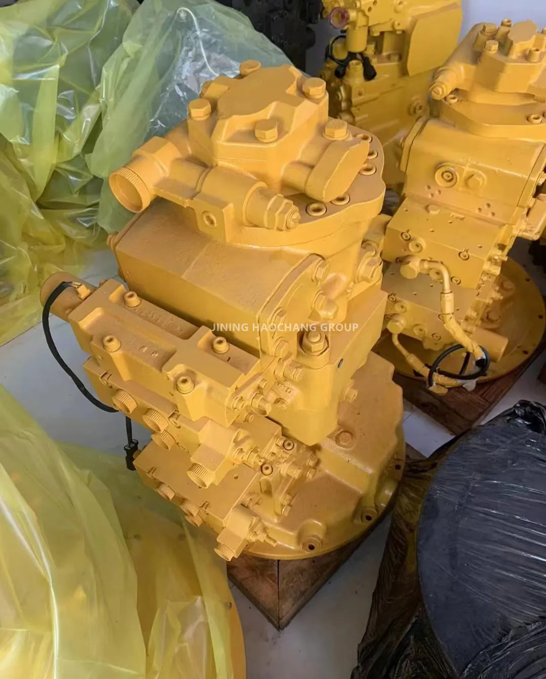 Excavator Pilot Pump 20Y-60-X1261 HPV90 PC200-5 PC220-5 Hydraulic Pump For Komatsu