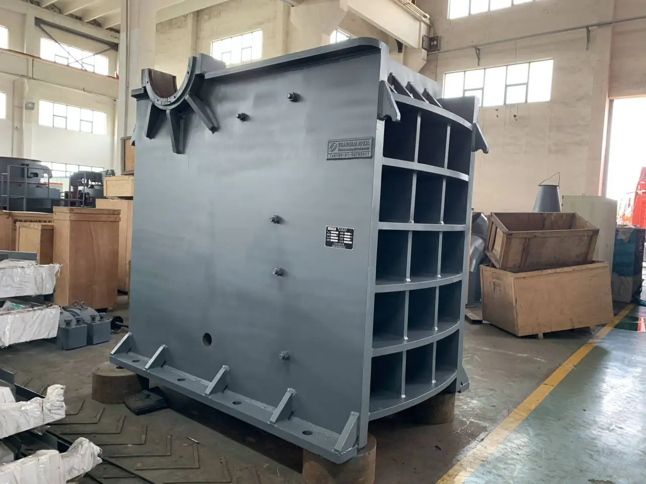 High Quality Rock Stone PE Jaw Crusher 750*1060 Jaw Crusher With Vibrating Screen