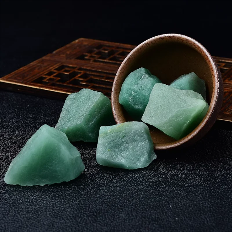 Manufacturers supply natural green Donglin stone loose incense stone degaussing stone