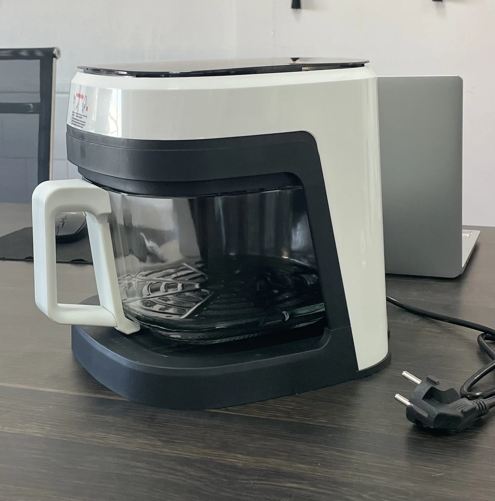 2024 New Arrival Hot Selling 8.5L 1400W Digital Smart Visible Glass Mini Air Fryer