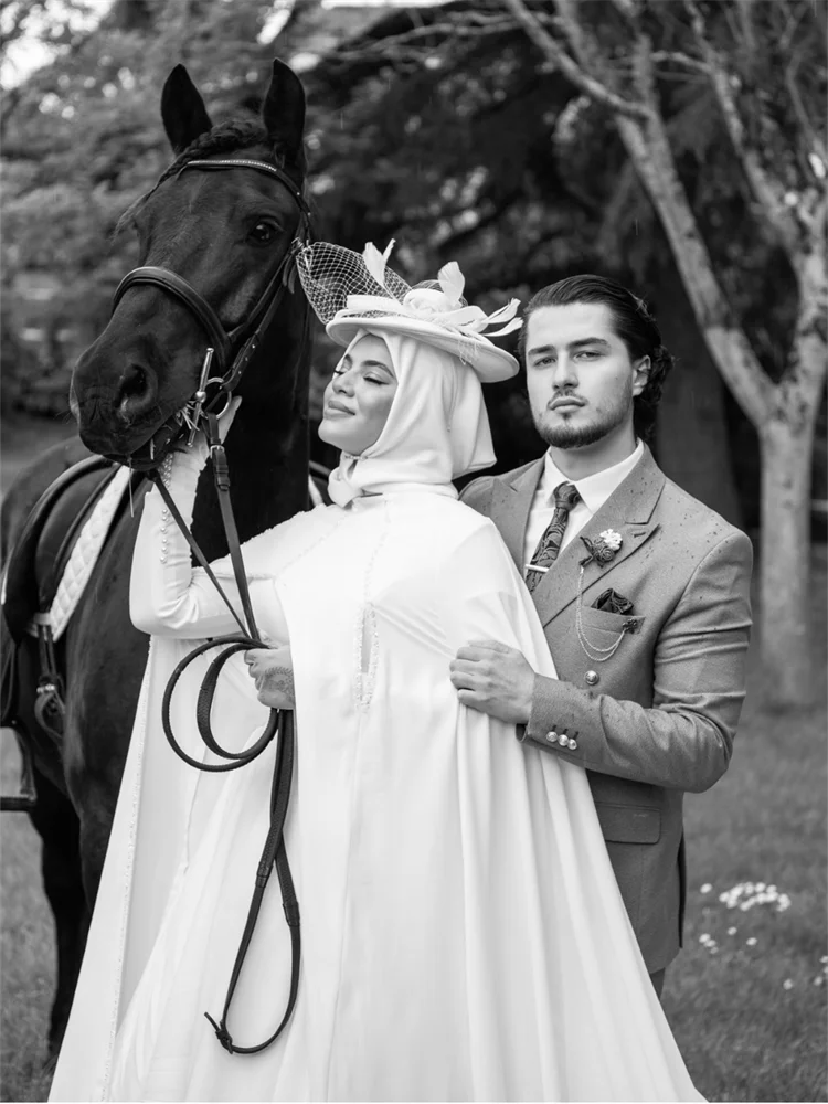 15656# Real Photos Muslim Dubai Long Sleeves Royal Train A-line Wedding Dress With Beading Pearls Lace Cloak Bride Gown For Wome